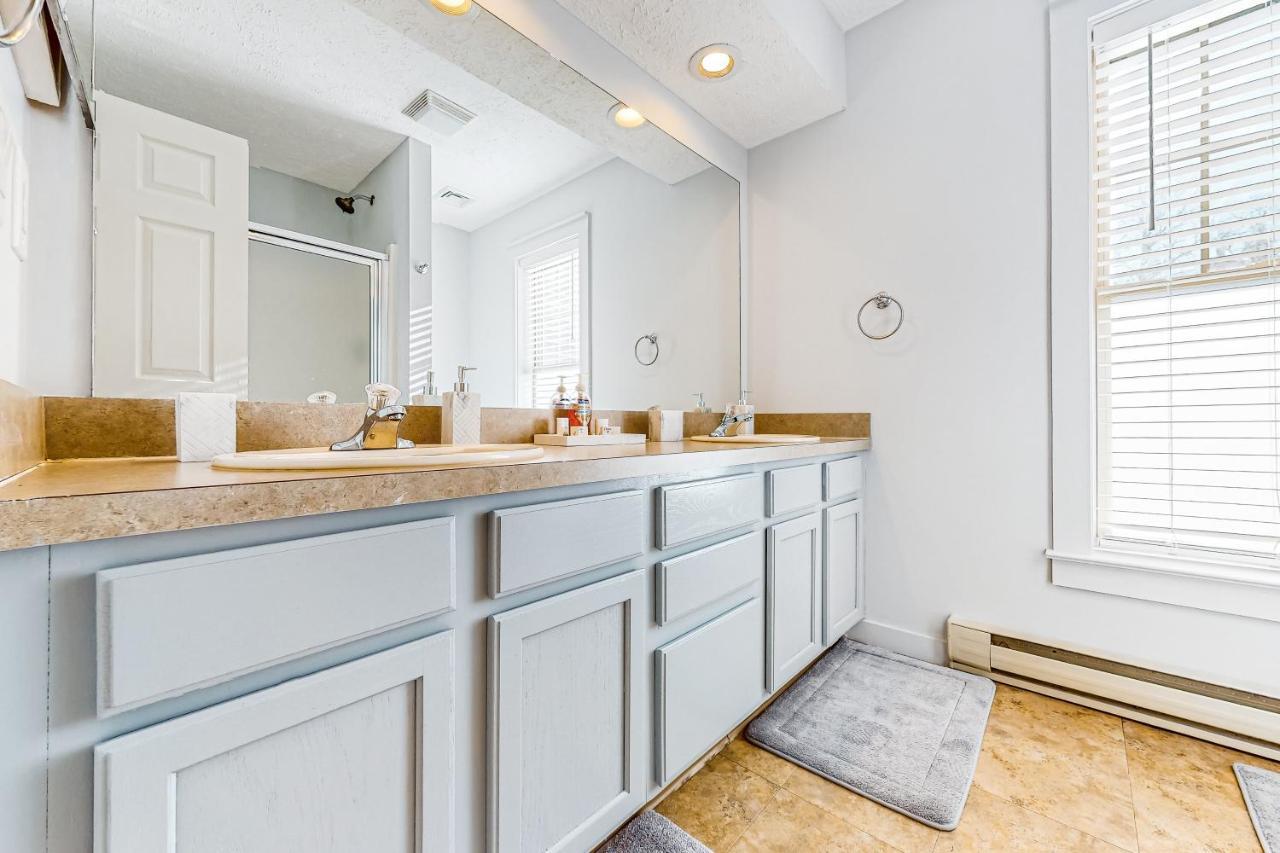 Modern Mountain Villa Tannersville Bagian luar foto